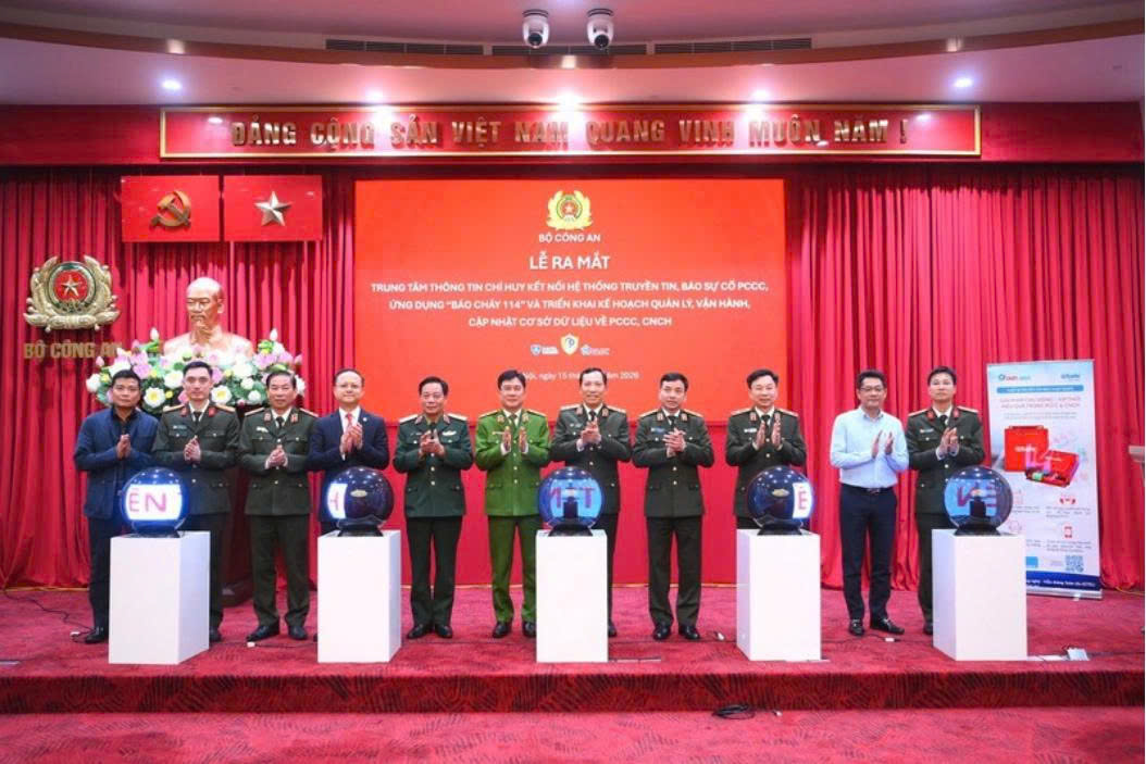Lắp đặt hơn 10.000 thiết bị truyền tin báo cháy toàn quốc